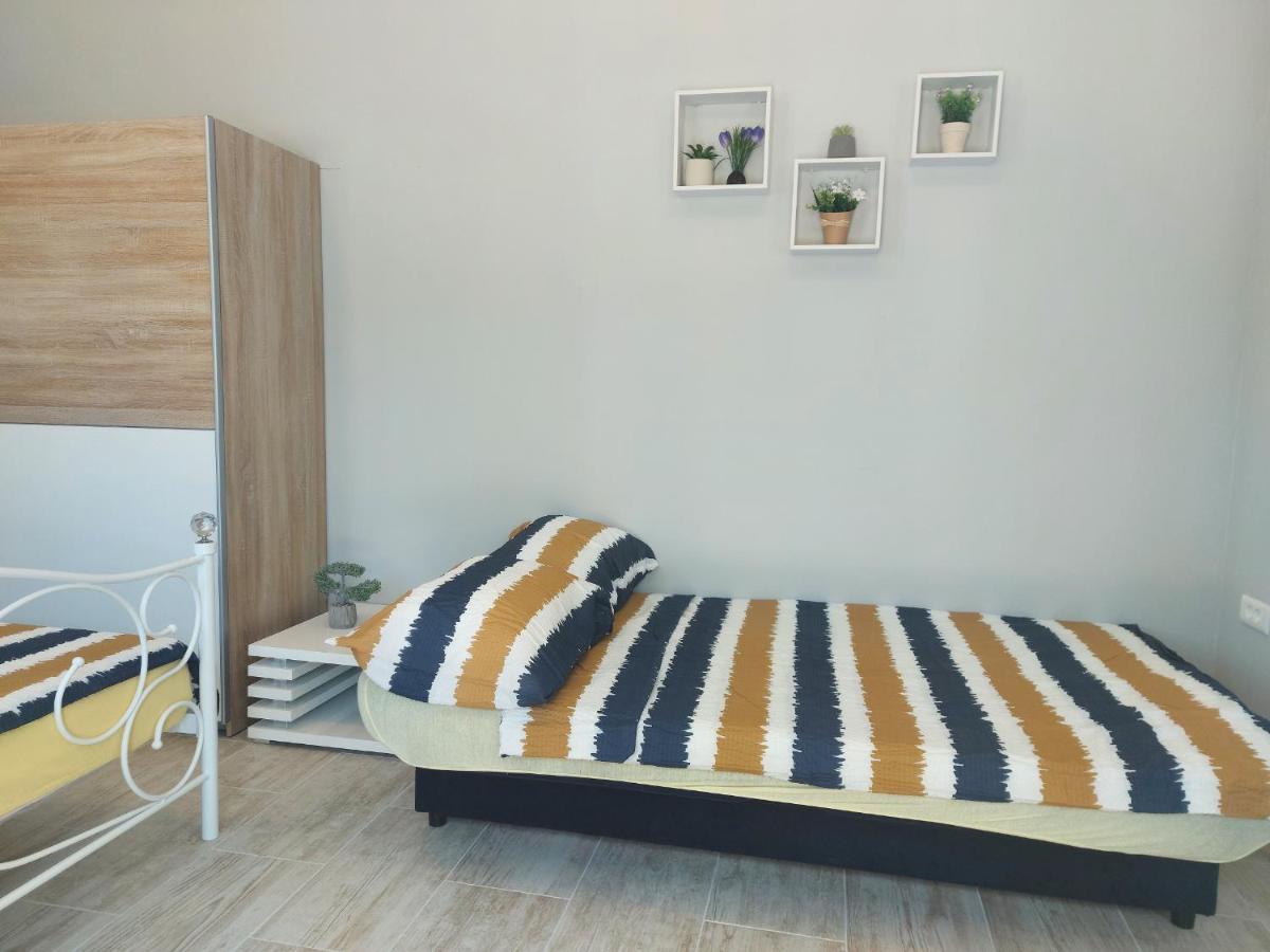 Studio Apartment Palmira Ližnjan Eksteriør billede
