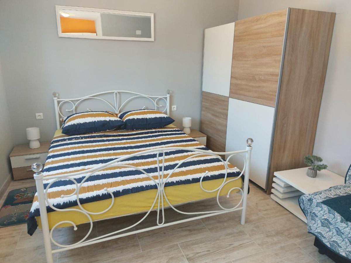 Studio Apartment Palmira Ližnjan Eksteriør billede